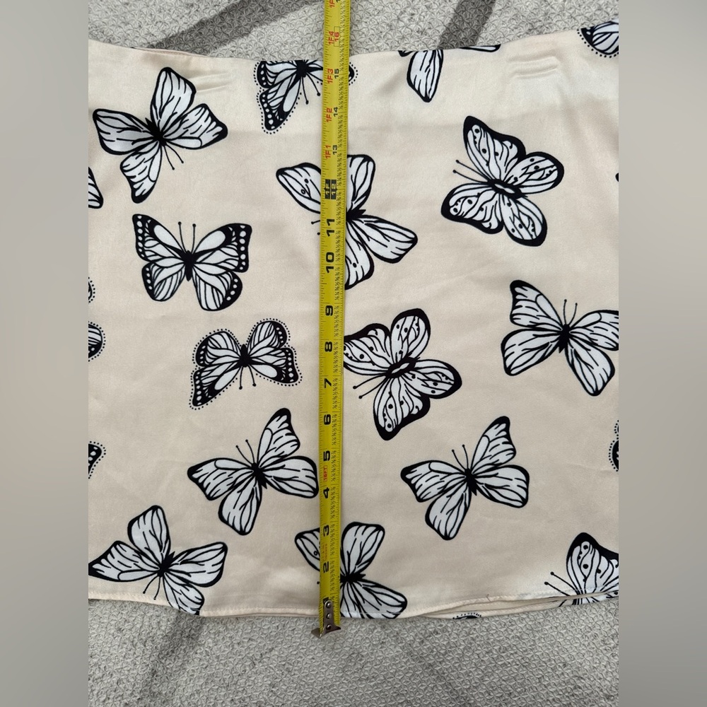 More To Come Araceli Butterfly Print Mini Skirt - Picture 2 of 6